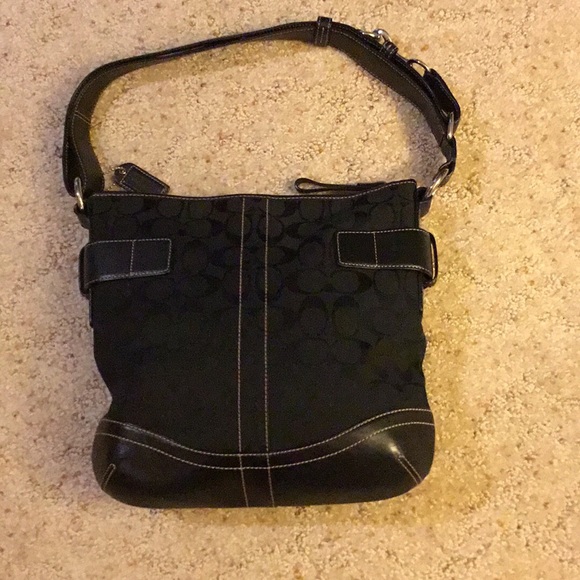 Coach Handbag - Picture 2 of 8